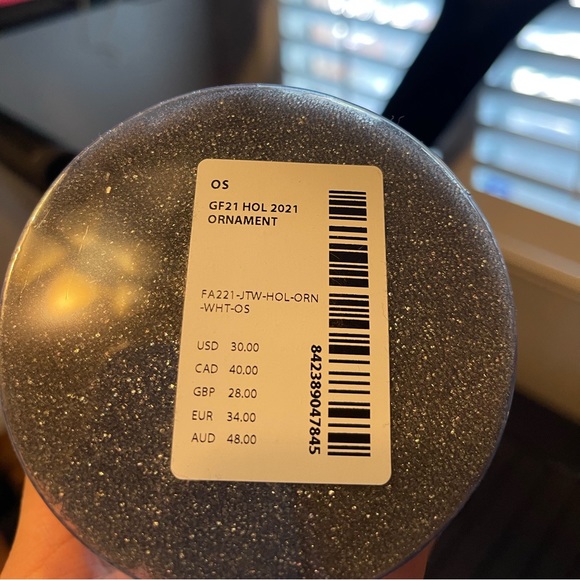 Peloton Christmas sphere NIB Rare! - Picture 3 of 5